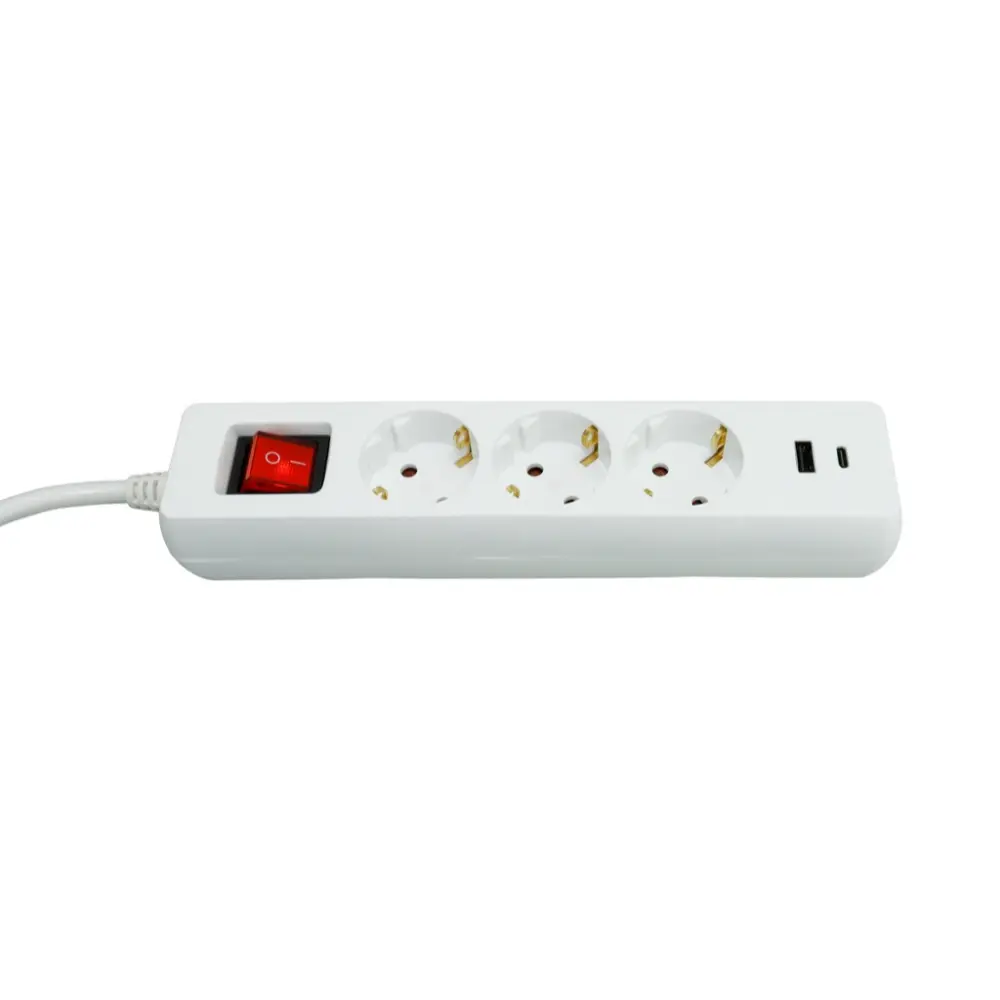 HARJU JATKOJOHTO 3OSAINEN 1,5M USB,A+C VALOKYTKIMELLÄ